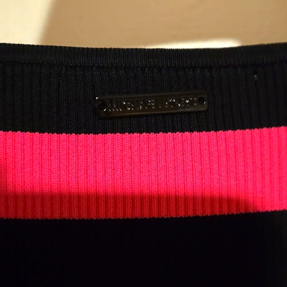 Michael Kors matching skirt& top set - Picture 4 of 7